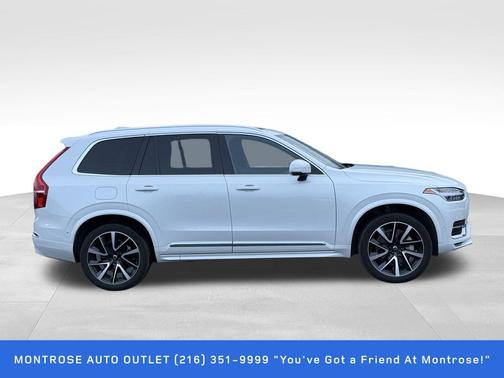 2024 Volvo XC90 B5 Plus Bright Theme