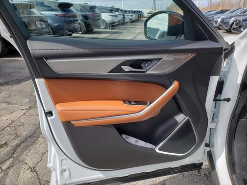 2025 Jaguar F-PACE R-Dynamic S P400 AWD Automatic