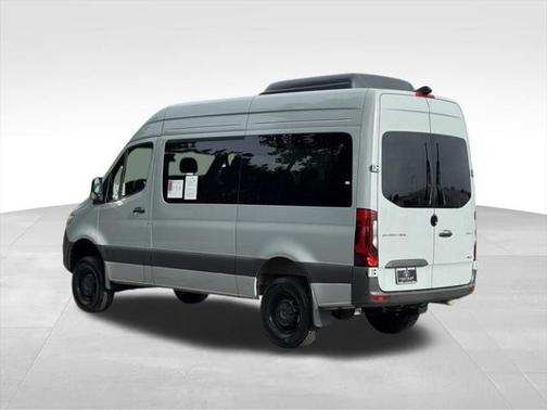 2024 Mercedes-Benz Sprinter 2500 Standard Roof