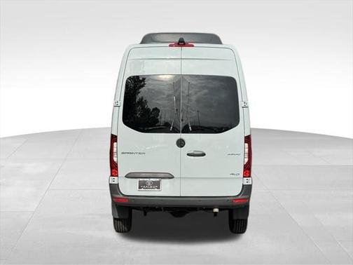 2024 Mercedes-Benz Sprinter 2500 Standard Roof