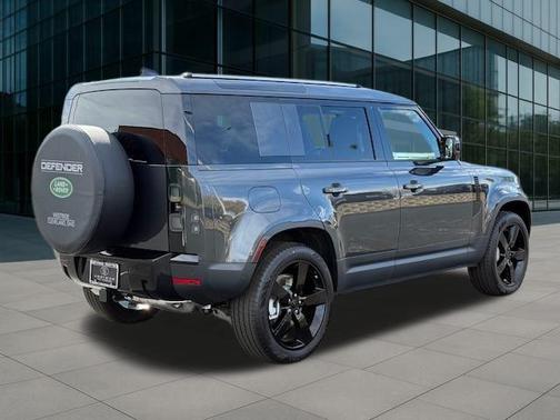 2026 Land Rover Defender S