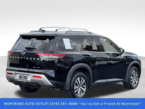 2024 Nissan Pathfinder SL 4WD