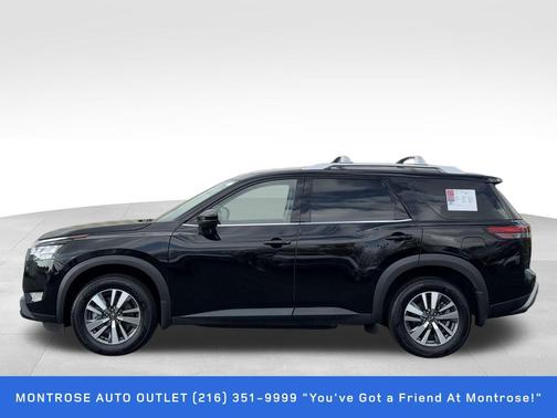 2024 Nissan Pathfinder SL 4WD