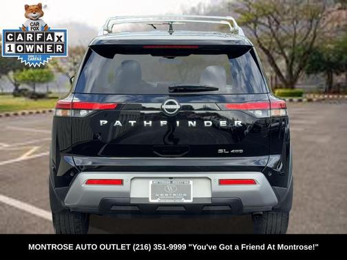 2024 Nissan Pathfinder SL 4WD