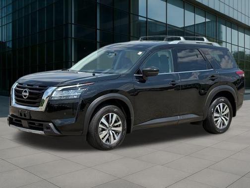 2024 Nissan Pathfinder SL 4WD