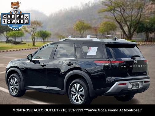 2024 Nissan Pathfinder SL 4WD