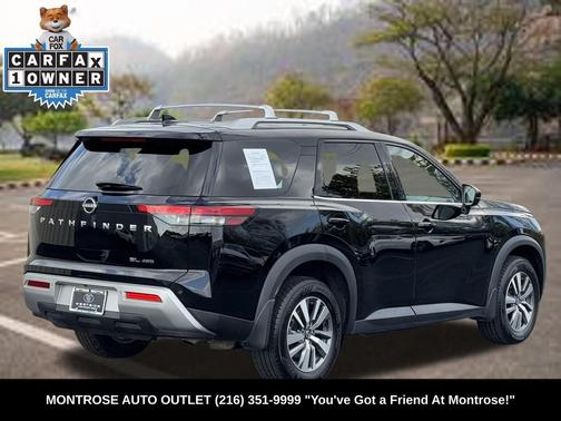 2024 Nissan Pathfinder SL 4WD
