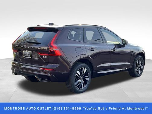 2026 Volvo XC60 B5 Plus