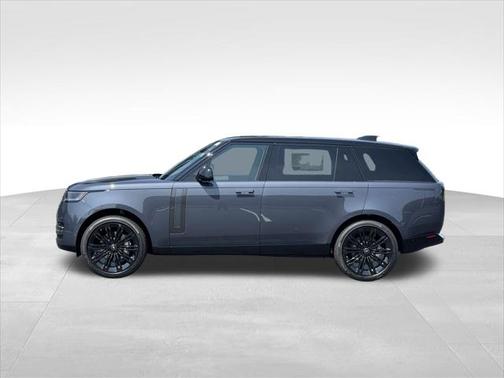 2025 Land Rover Range Rover P400 SE 7 Seat