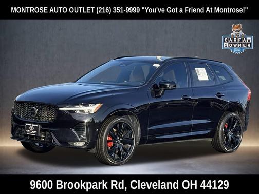 2023 Volvo XC60 B5 Ultimate Dark Theme