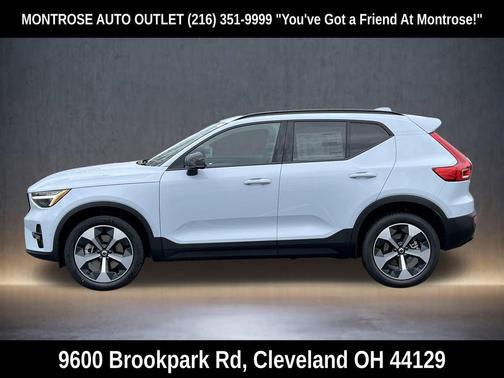 Cloud Blue 2026 Volvo XC40 Plus, B5 AWD Gas (mild hybrid), Dark