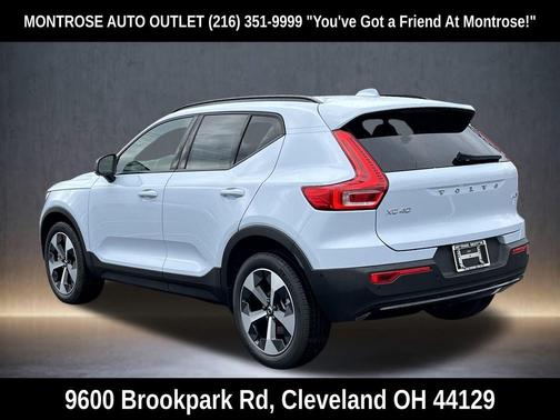 Cloud Blue 2026 Volvo XC40 Plus, B5 AWD Gas (mild hybrid), Dark