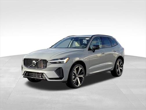 2025 Volvo XC60 Plug-In Hybrid T8 Ultra