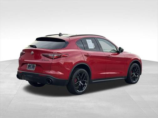 2020 Alfa Romeo Stelvio Base