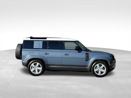 2025 Land Rover Defender S