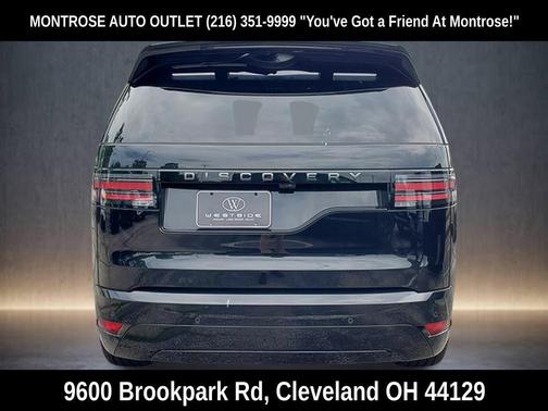 2025 Land Rover Discovery P300 Dynamic SE