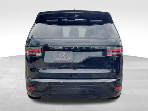 2025 Land Rover Discovery P300 Dynamic SE