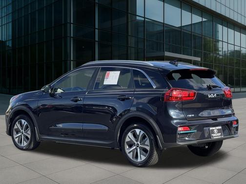 2022 Kia Niro EV EX