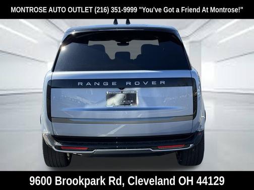 2026 Land Rover Range Rover P400 SE 7 Seat