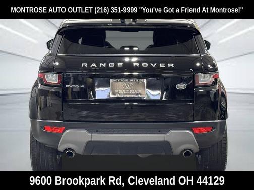 Santorini Black Metallic 2019 Land Rover Range Rover Evoque SE