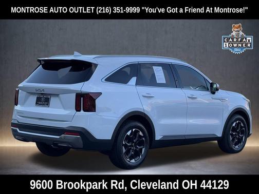 2024 Kia Sorento S