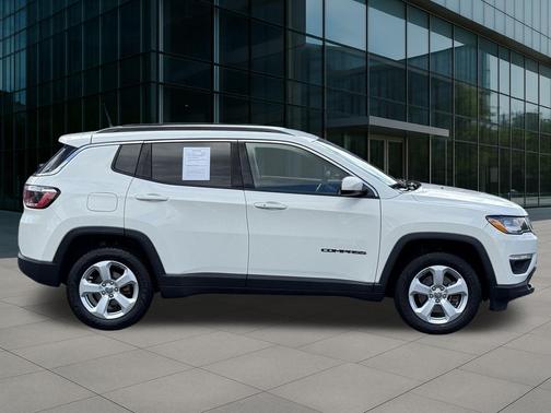 2017 Jeep New Compass Latitude