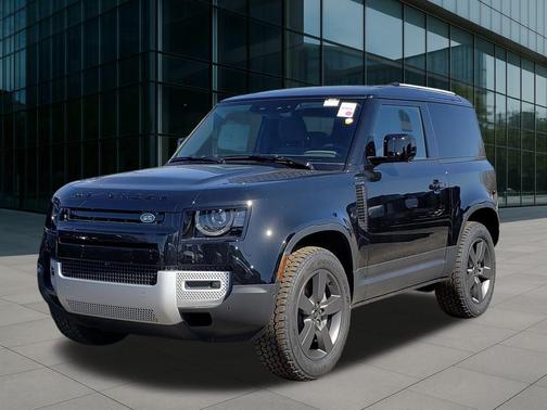 2025 Land Rover Defender 90 P300 S