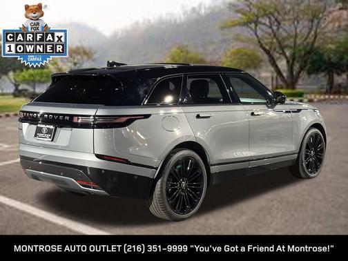 2026 Land Rover Range Rover Velar P250 SE R-Dynamic