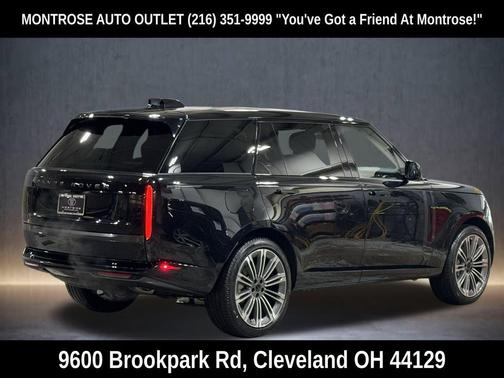 2026 Land Rover Range Rover P400 SE 7 Seat