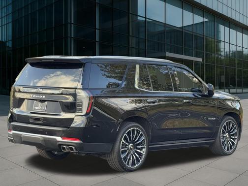 2025 Chevrolet Tahoe 4WD High Country