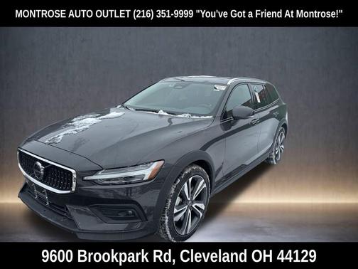 2025 Volvo V60 Cross Country Plus, B5 AWD Gas (mild hybrid)