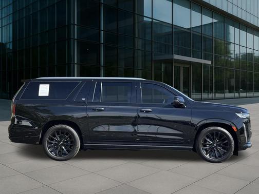 2024 Cadillac Escalade ESV Premium Luxury