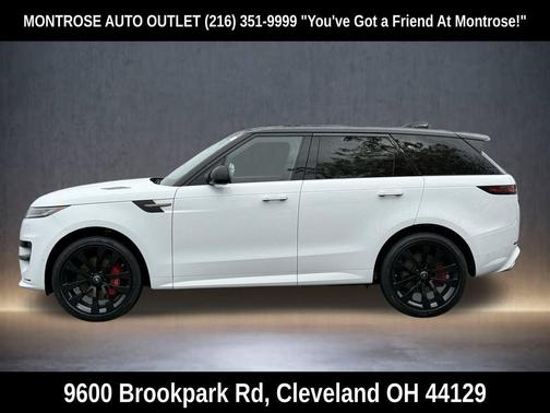 Fuji White 2025 Land Rover Range Rover Sport SE