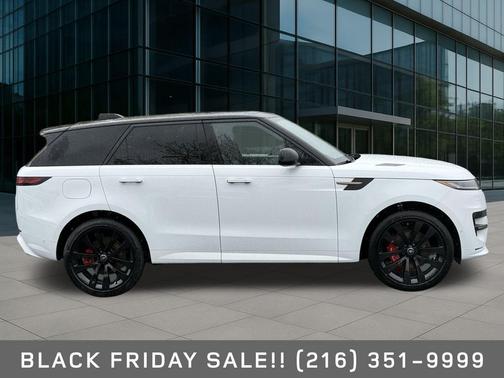 2025 Land Rover Range Rover Sport SE