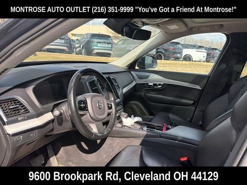 2021 Volvo XC90 T5 Momentum