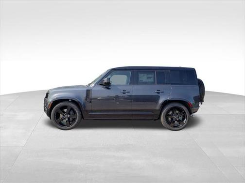 2025 Land Rover Defender 110 P500 X-Dynamic SE