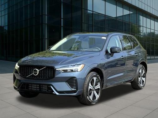 2025 Volvo XC60 Plug-In Hybrid T8 Core