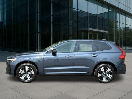 2025 Volvo XC60 Plug-In Hybrid T8 Core
