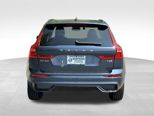2025 Volvo XC60 Plug-In Hybrid Core