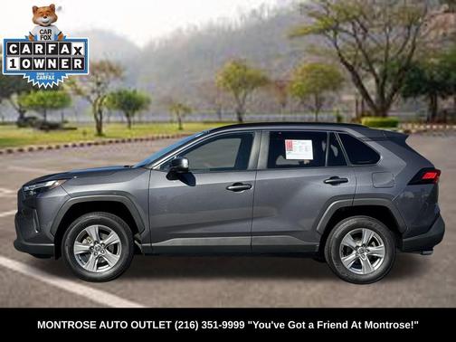 2022 Toyota RAV4 XLE