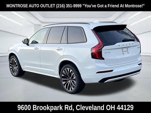 Crystal White Pearl 2026 Volvo XC90 B6 Ultra 7-Seater
