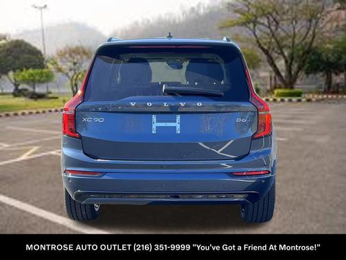 2026 Volvo XC90 B6 Ultra Dark Theme 7-Seater