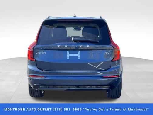 2026 Volvo XC90 B6 Ultra Dark Theme 7-Seater