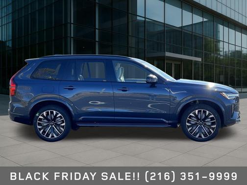 2026 Volvo XC90 B6 Ultra Dark Theme 7-Seater