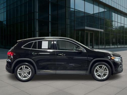 2021 Mercedes-Benz GLA 250 Base 4MATIC
