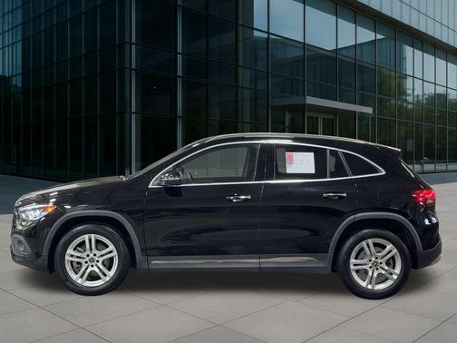 2021 Mercedes-Benz GLA 250 Base 4MATIC