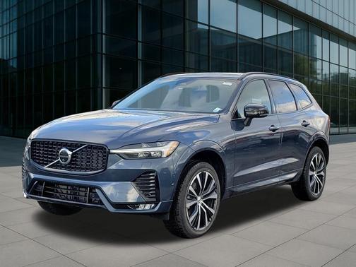2025 Volvo XC60 Plus