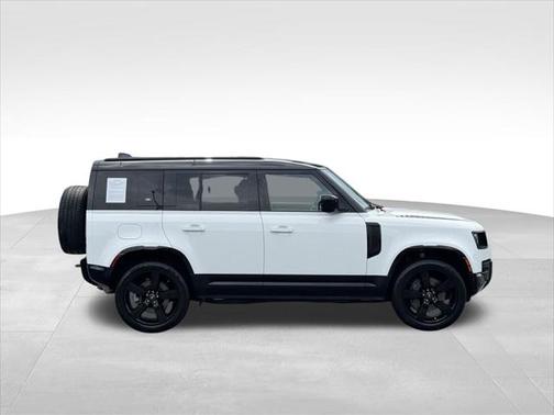 2023 Land Rover Defender 110 X-Dynamic SE