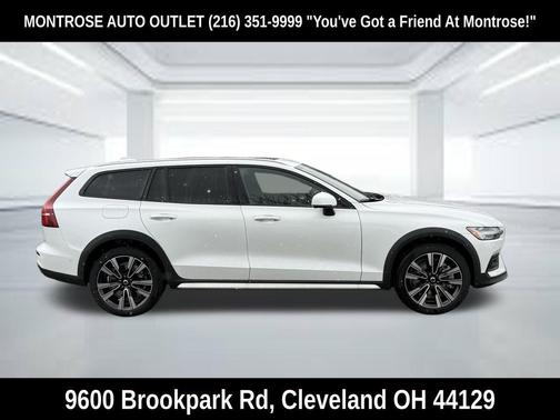Crystal White Pearl 2026 Volvo V60 Cross Country Ultra, B5 AWD Gas (mild hybrid)