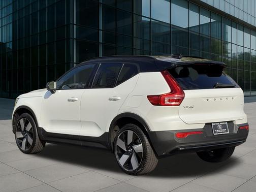 2023 Volvo XC40 Recharge Pure Electric Twin Ultimate